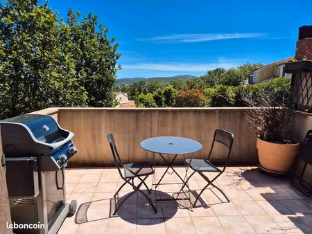 appartement 3 pièces avec terrasse à cogolin