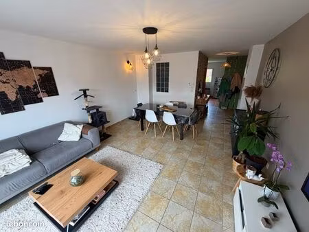 appartement t3 avec garage et balcon