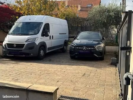 parking sécurisé proche orly + possibilité de chambre