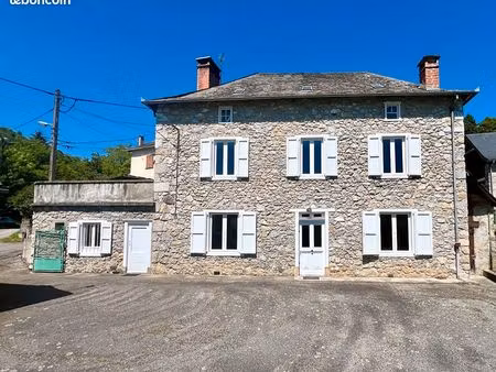 maison 5 pièces 179 m²