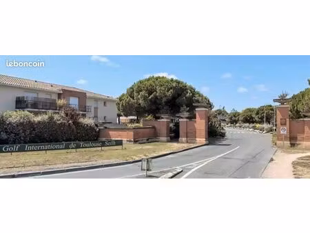 seilh - domaine du golf - res avec piscine + tennis - beau t2 meublé avec balcon + parking