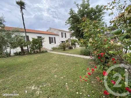maison 6 pièces 193 m²