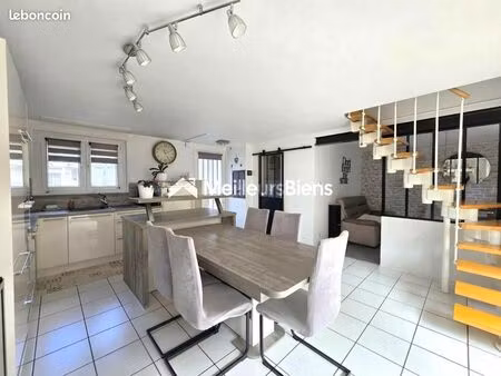 propriété 5 pièces 100 m²