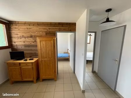 t3 de 47 m² meublé à louer à l’année – bolquère village