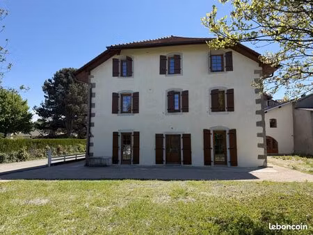 appartement 6 pièces 117 m²