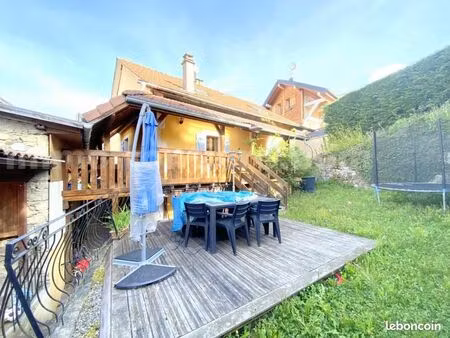 maison de ville 5 pièces 115 m²
