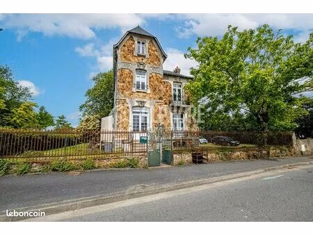 maison 7 pièces 153 m²