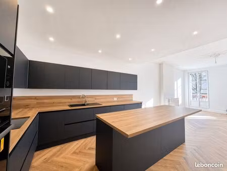 appartement 5 pièces 160 m²