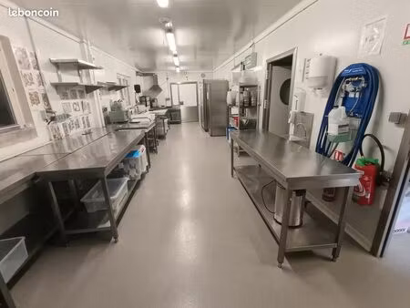 laboratoire de cuisine 228m² équipé - prêt à l'emploi - massy