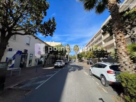 boulangerie/pâtisserie 165 m²