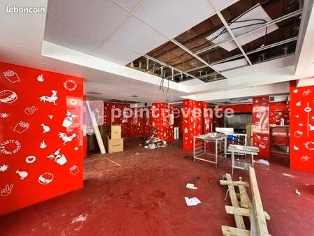 local commercial 306 m²
