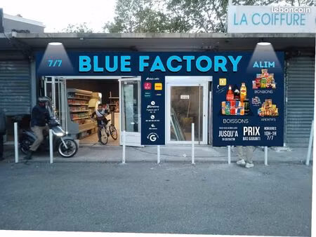 ensemble de murs commerciaux loués