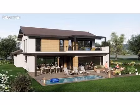 maison 8 pièces 153 m²
