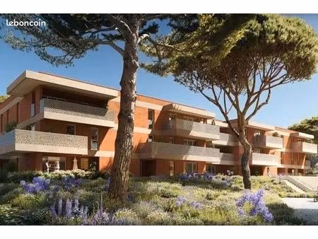 ? superbe t2 neuf avec terrasse – résidence sécurisée avec piscine – fréjus ?☀️