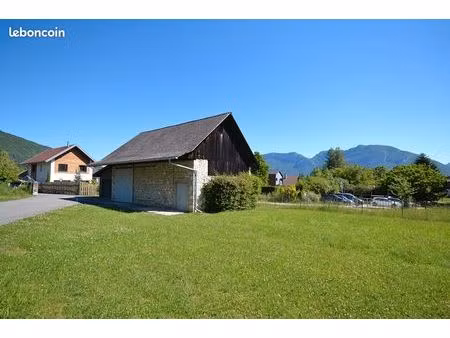 bâtiment 2 pièces 96 m²