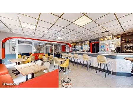 bar  hôtel  restaurant 975 m² saint-père-en-retz