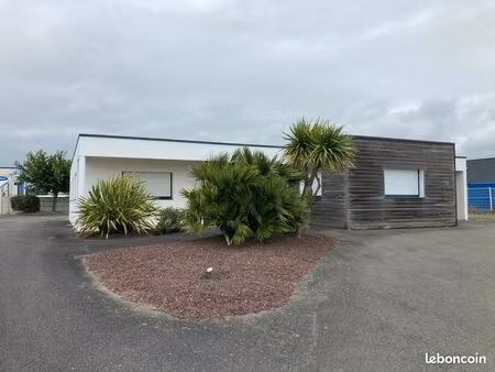 local professionnel de bureaux