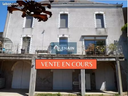 maison 7 pièces 239 m²