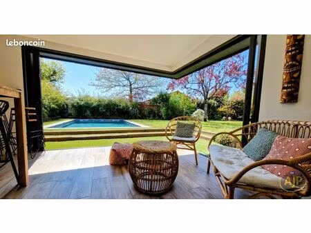 propriété 7 pièces 163 m²