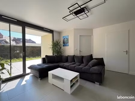 appartement 3 pièces 65 m²