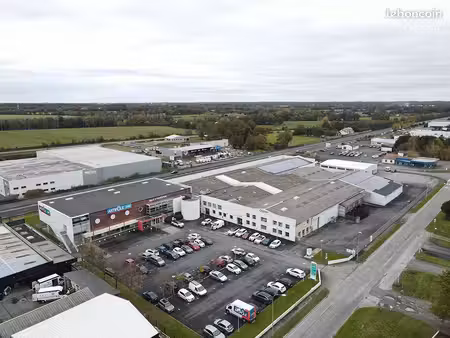 local logistique 5 317 m²