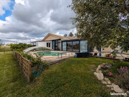 maison 7 pièces 186 m²
