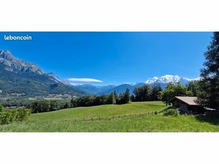 terrain viabilisé face mont blanc