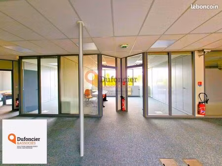 bureaux 240 m² chasseneuil du poitou