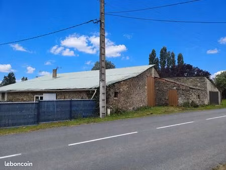 local commercial en pierres secteur les brouzils