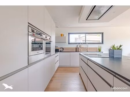 maison 6 pièces 134 m²