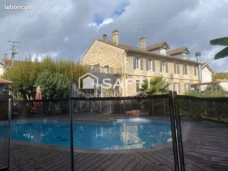 propriété 12 pièces 367 m²