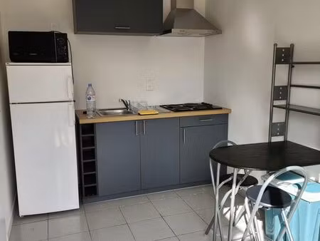 studio 1 pièce 25 m²
