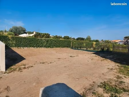 place de parking pour l'île d'yeu