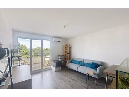 location appartement  41.1 m² t-2 à avignon  643 €