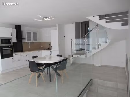 grand appartement meuble neuf duplex 115 m2 avec terrasse