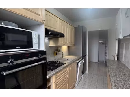 location appartement  59.57 m² t-3 à longperrier  1 100 €