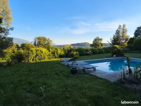 maison metz-tessy  jardin et vue incroyables  au calme  piscine  garage double