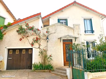 maison familiale 125m² (220m² au sol)  avec jardin et garage  5 pièces  chaville rive gauc
