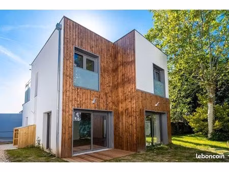 maison 6 pièces 115 m²