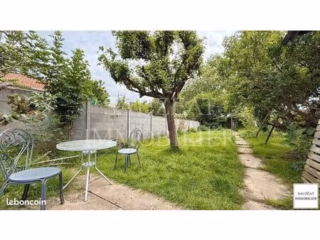 maison 8 pièces 133 m²