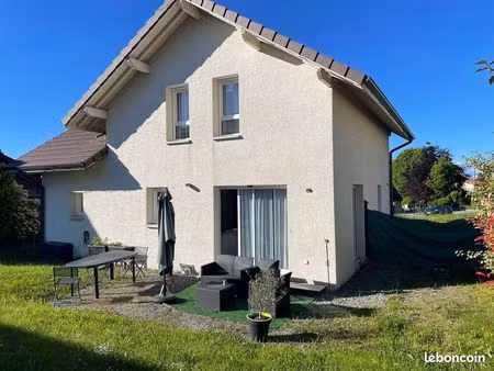 location maison à fessy