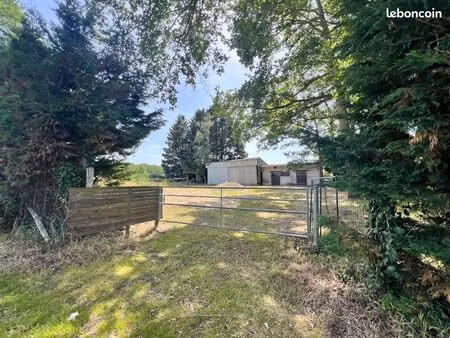 terrain 10 990 m² chouppes