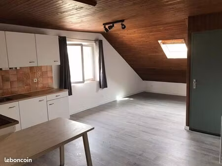 appartement t2/t3 rénové – la roche-des-arnauds – disponible début juin