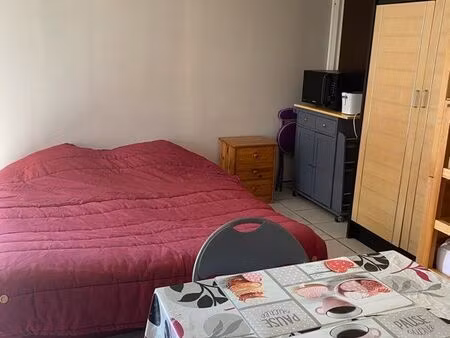 studio étudiant septembre 26 à juin 27 charges comprises