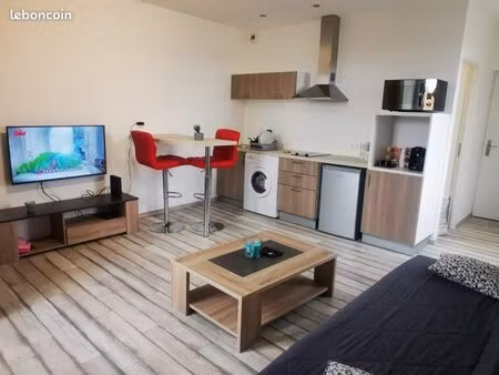 location studio meublé rénove