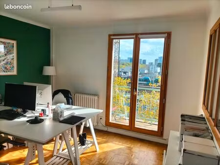 bureau dans coworking