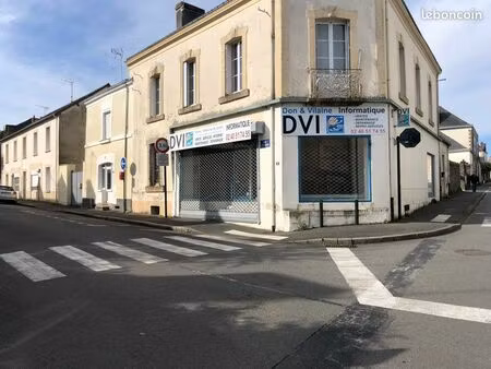local commercial à louer