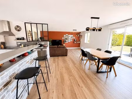maison 6 pièces 109 m²