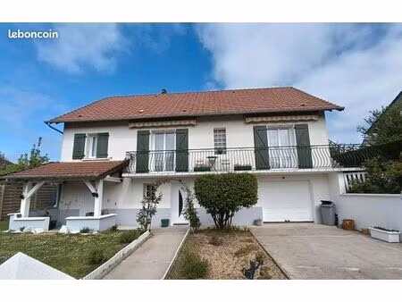 maison 2 pièces 149 m²