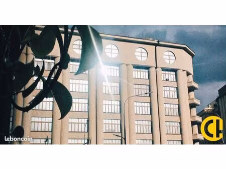 local bureaux 51 m²
